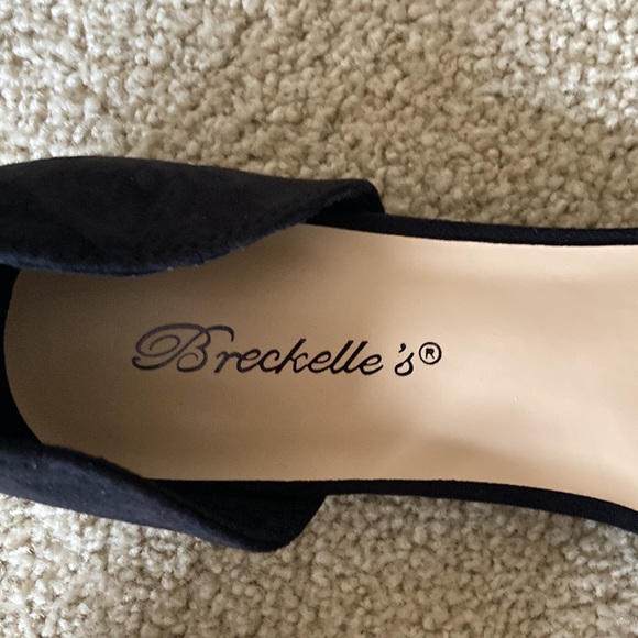 Breckelles Dollie 52 black faux Suede Pointed Toe Flats size 8 Brand new - Picture 2 of 5